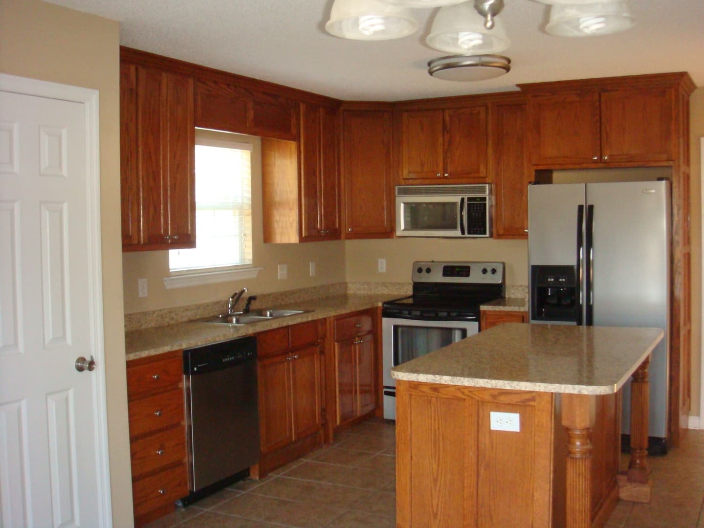 Hahira House: 496 Bryson Circle