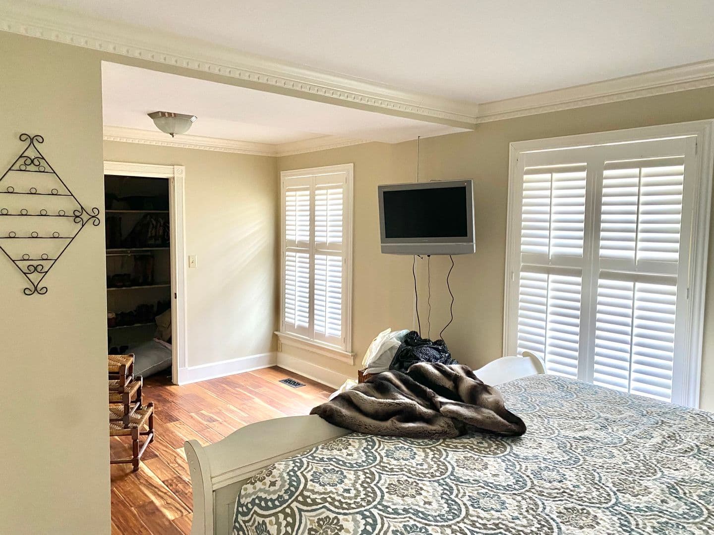 Quitman House: 1407 Camellia Dr.
