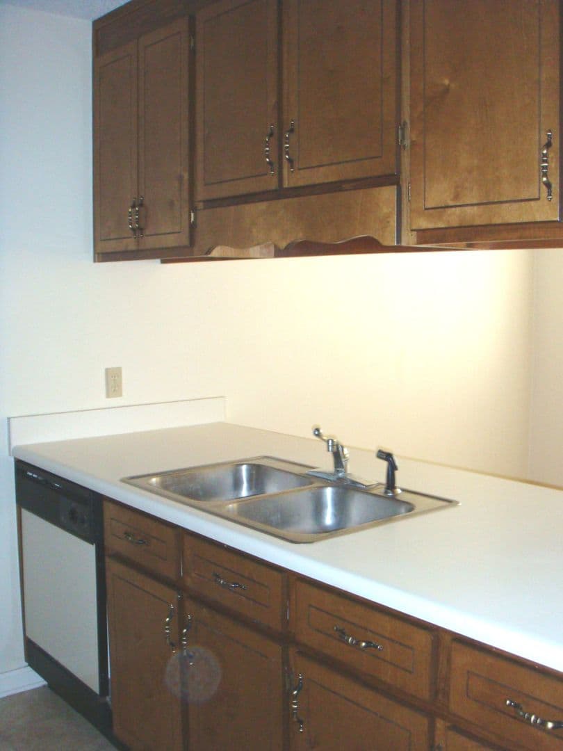 Valdosta Apartment: 1537 Woodard St