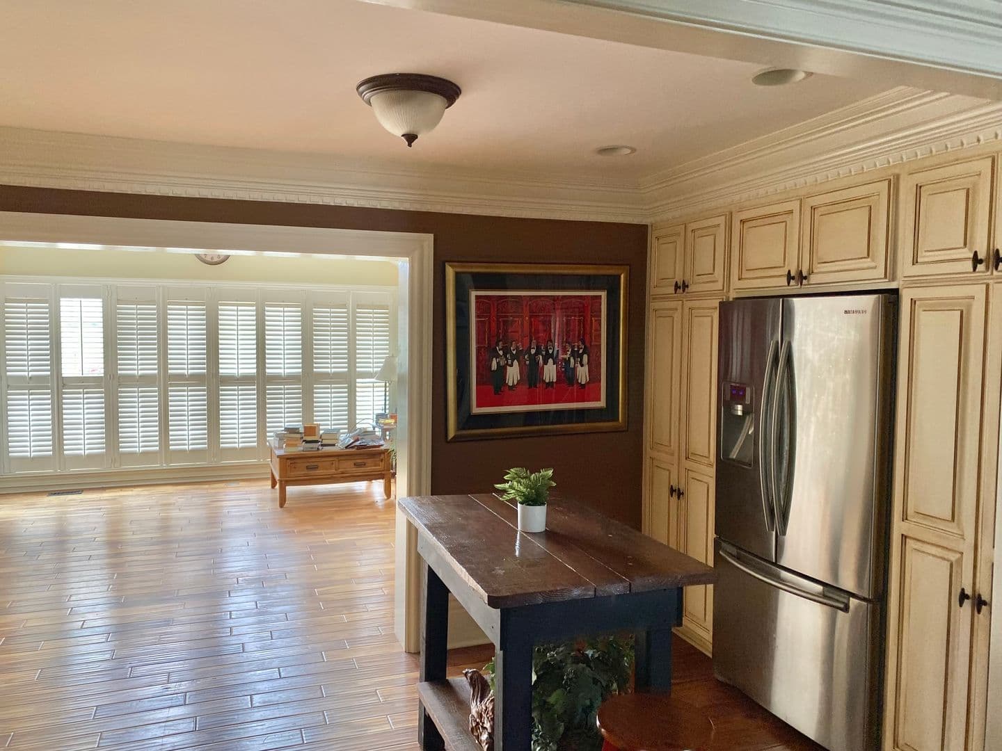 Quitman House: 1407 Camellia Dr.
