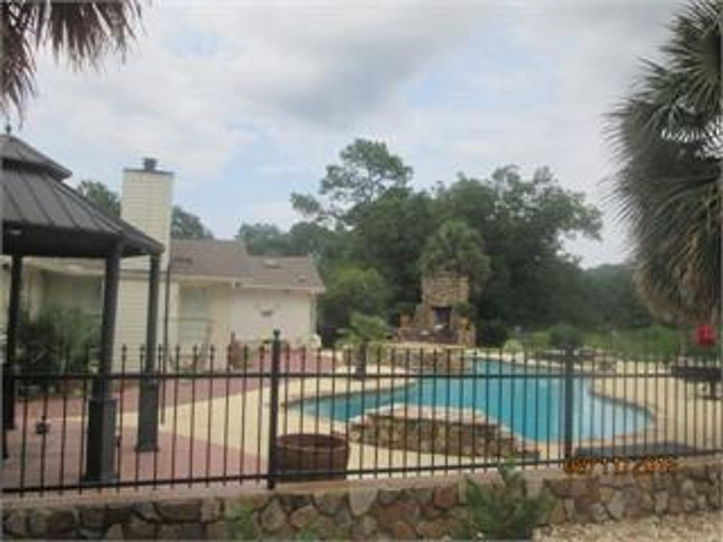 Quitman House: 1407 Camellia Dr.