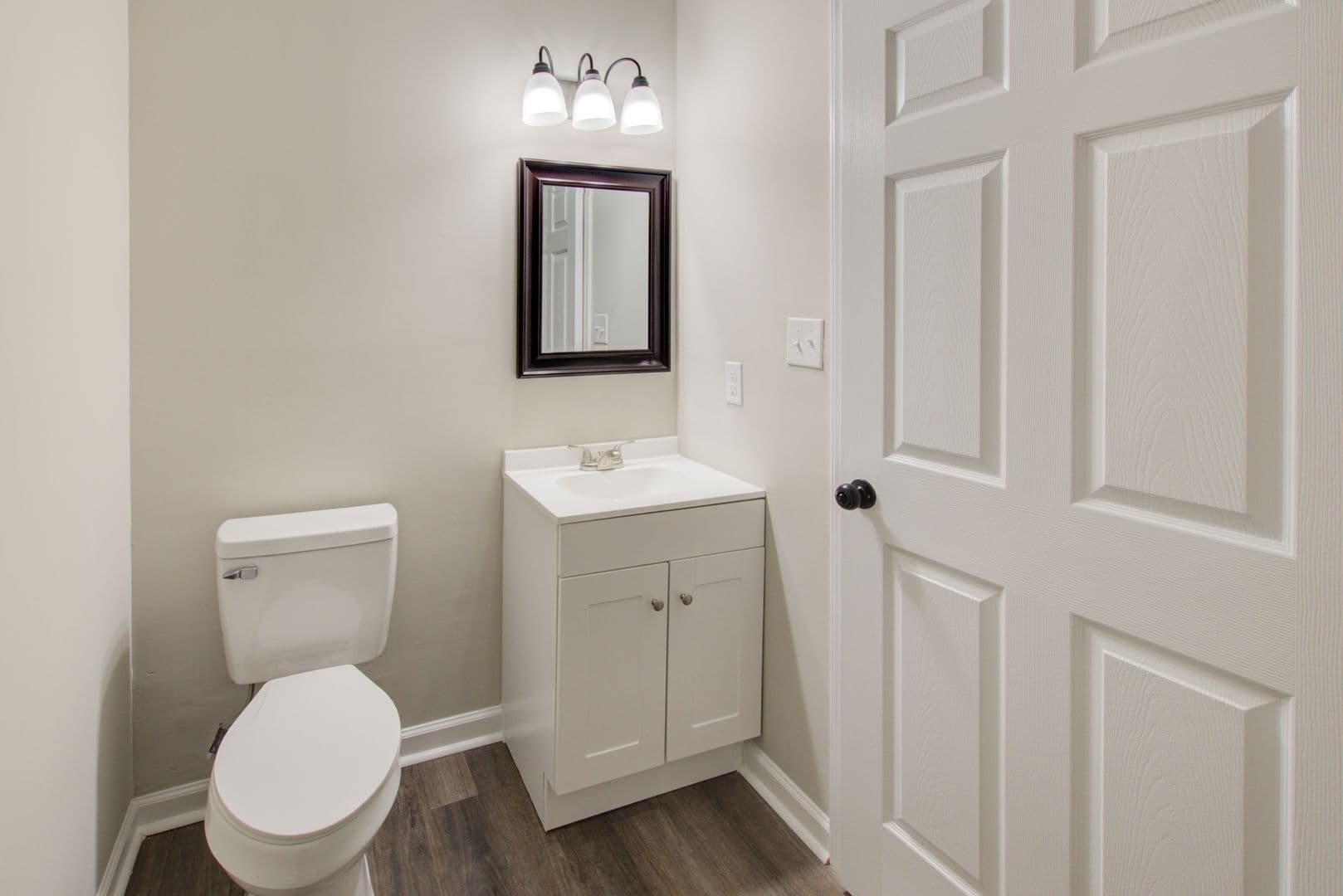 Virginia Beach House: 5375 Grand Lake Crescent