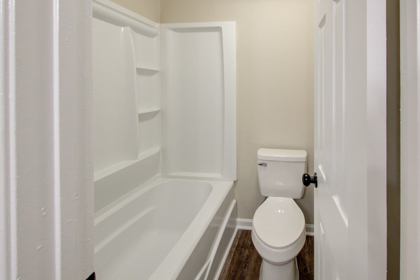 Virginia Beach House: 5375 Grand Lake Crescent