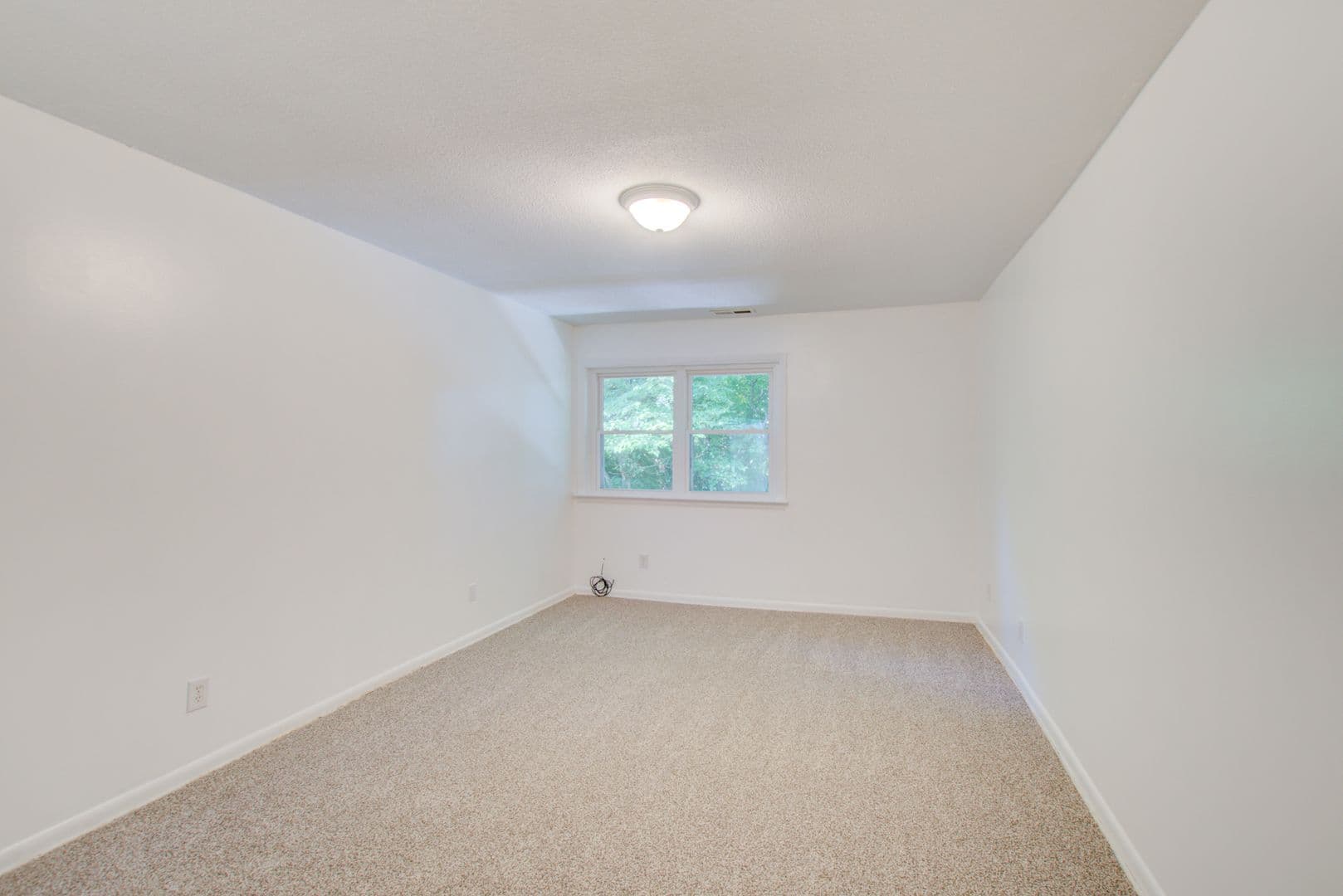 Virginia Beach Townhome: 6480 Duquesne PIace
