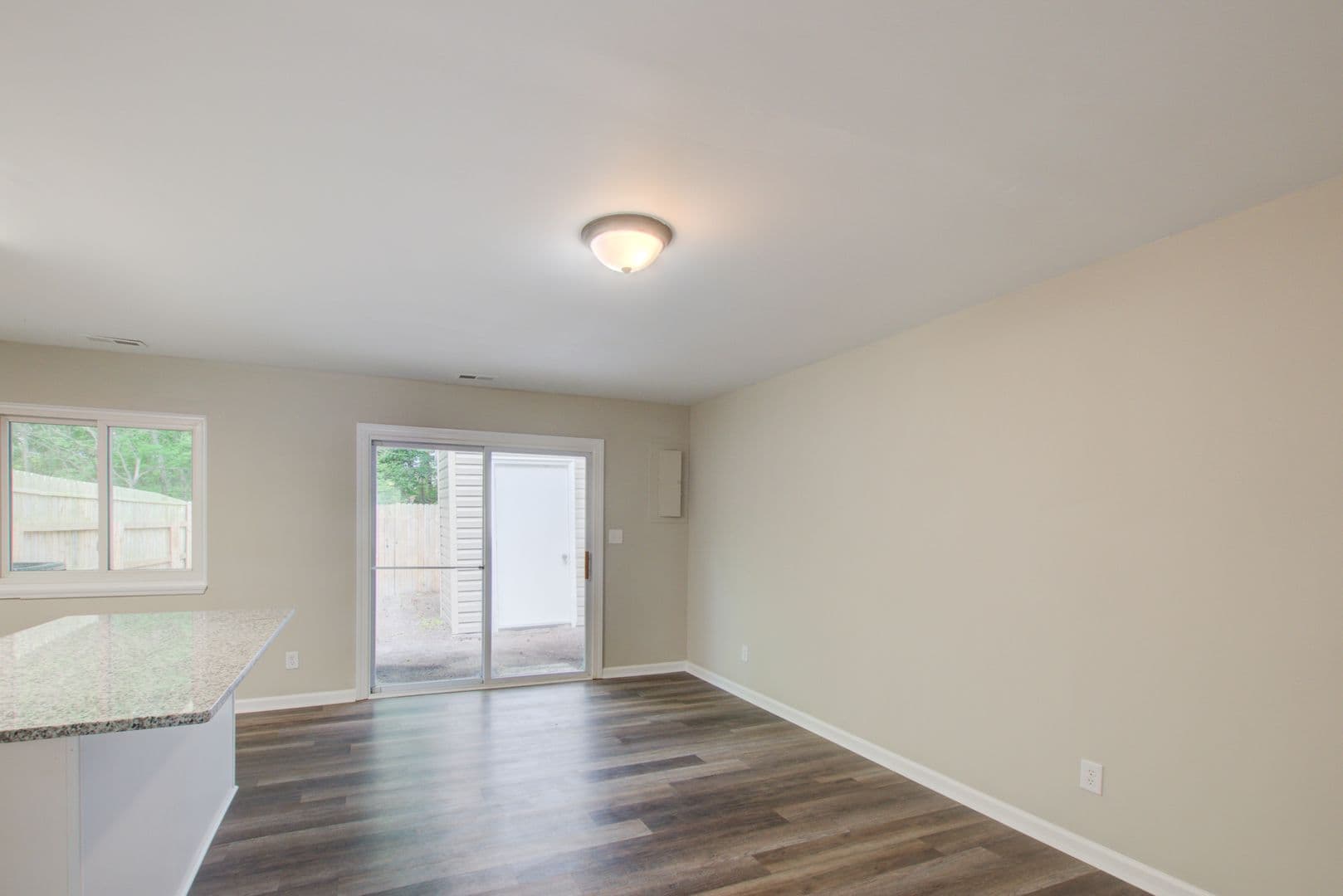 Virginia Beach House: 5375 Grand Lake Crescent