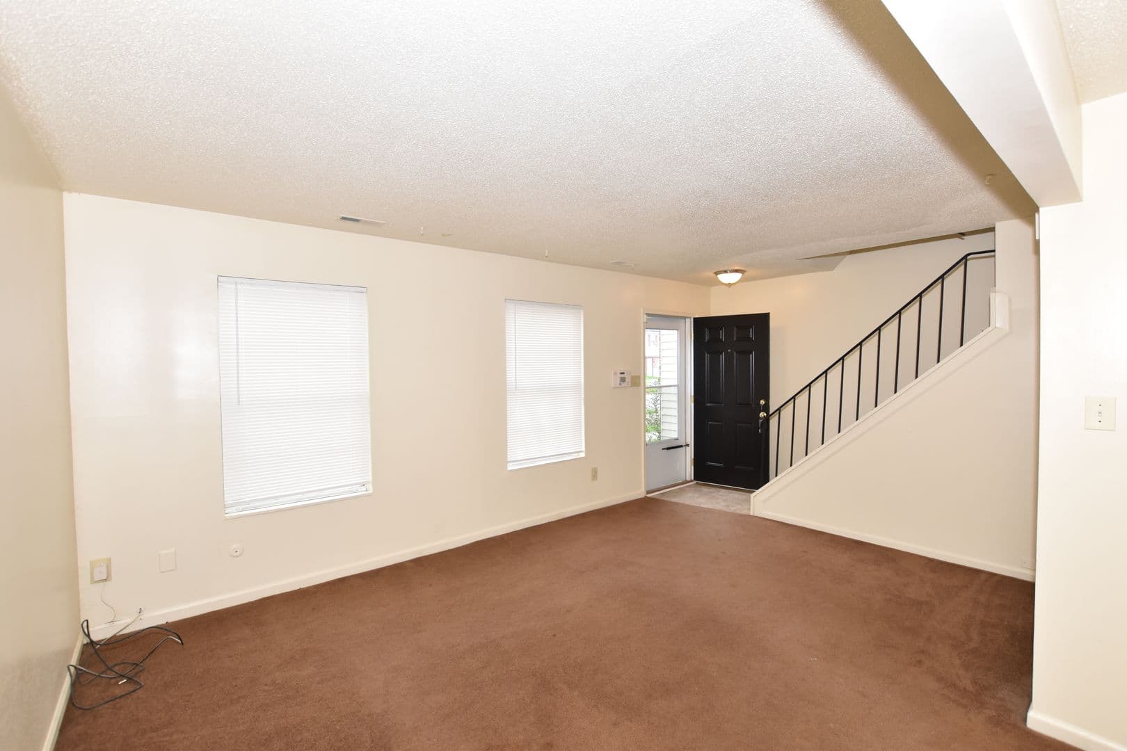 Virginia Beach Townhome: 6006 Edgelake Drive