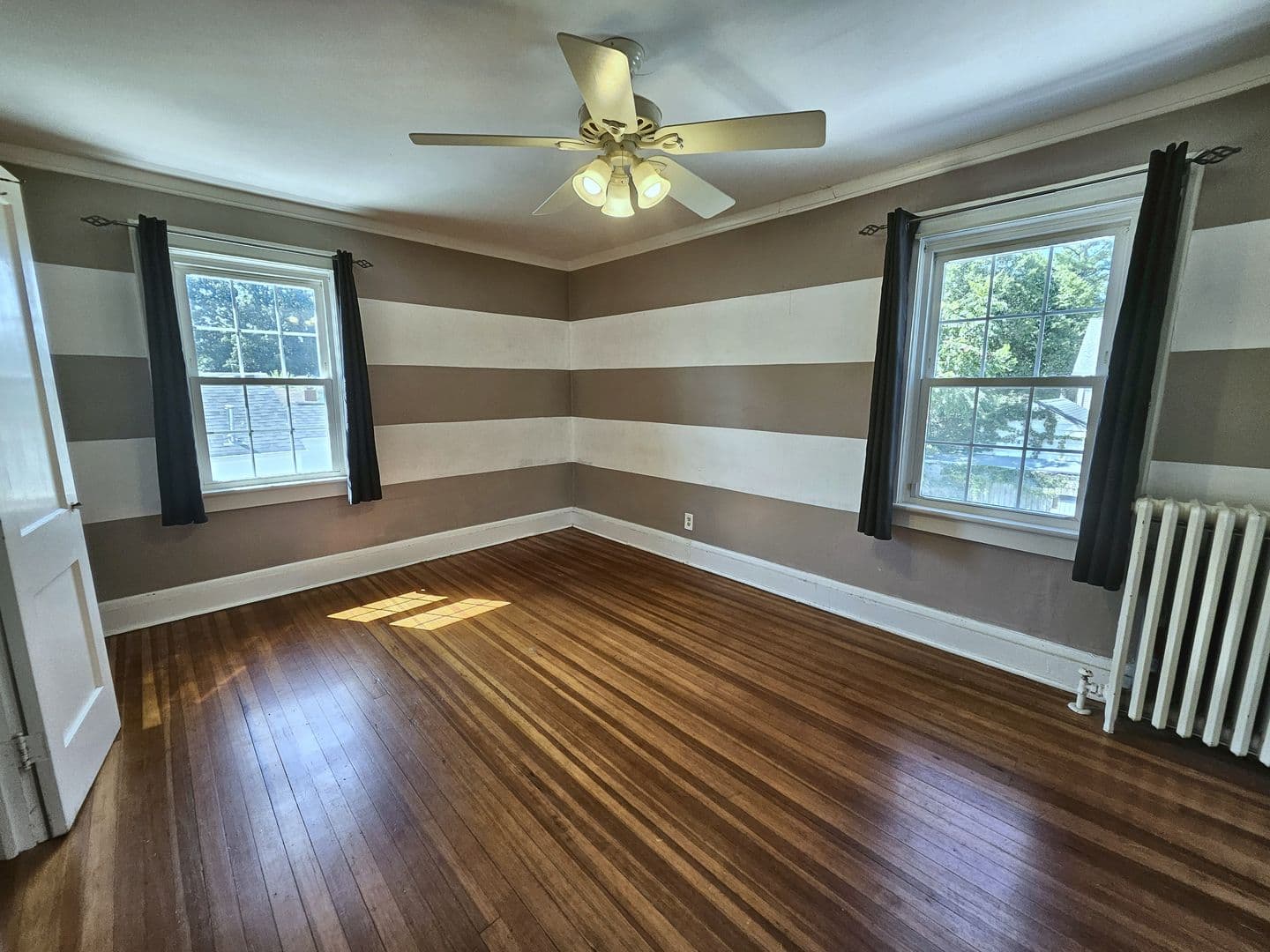 Norfolk House: 3520 Buckingham Street