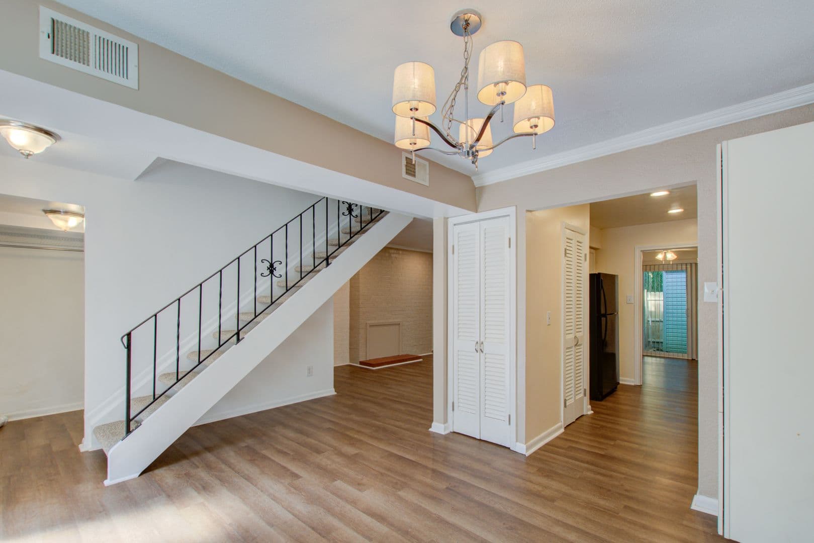 Virginia Beach Townhome: 6480 Duquesne PIace