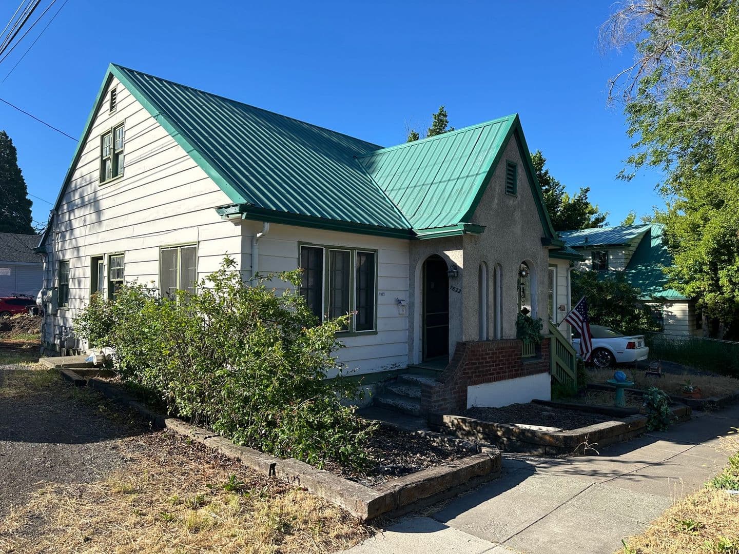 Klamath Falls House: 1822 Earle