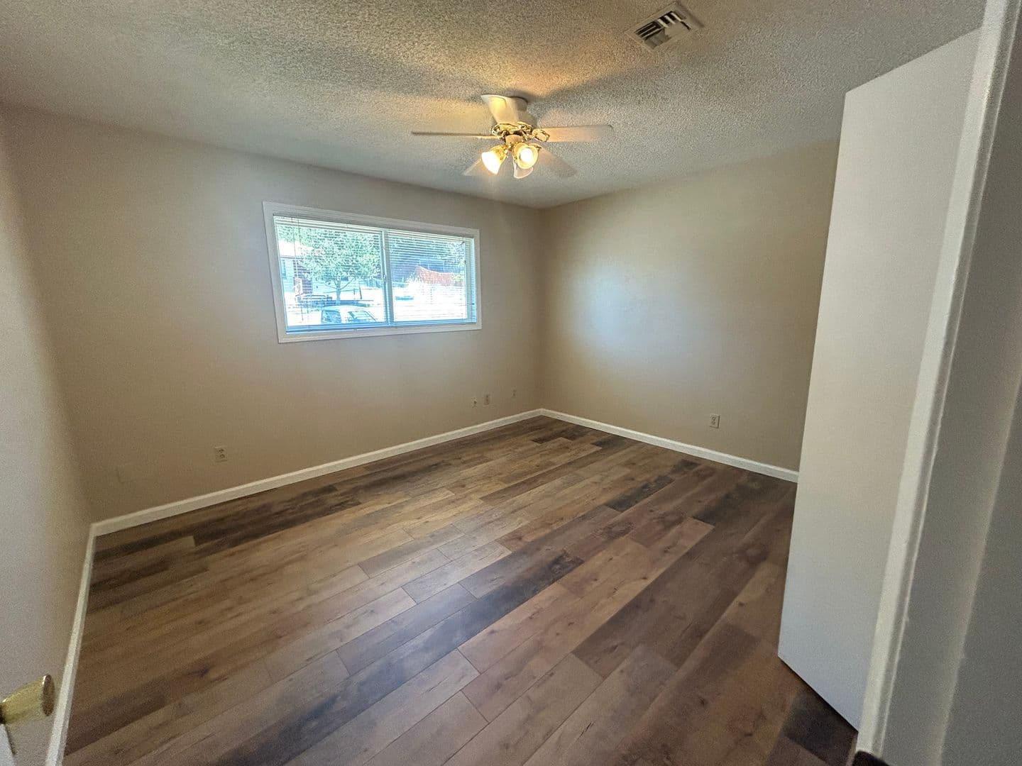 Klamath Falls House: 1345 Pleasant Ave