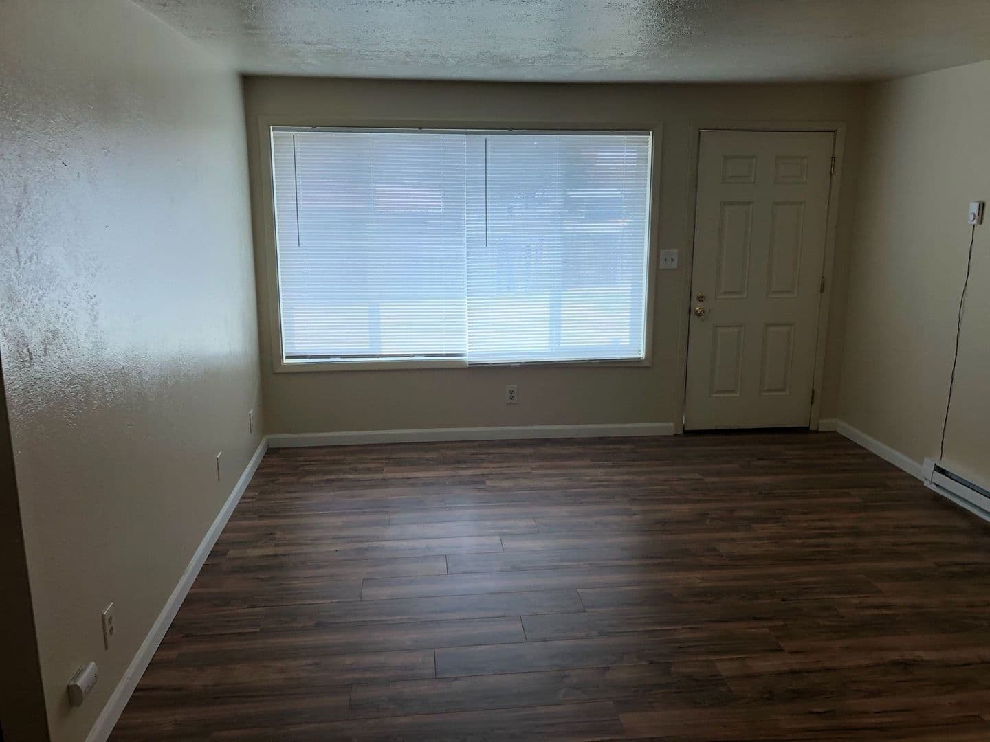 Klamath Falls Apartment: 5883 Onyx