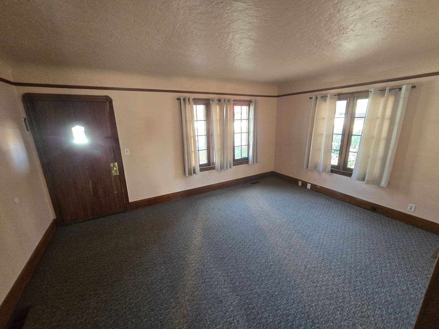Klamath Falls House: 1822 Earle