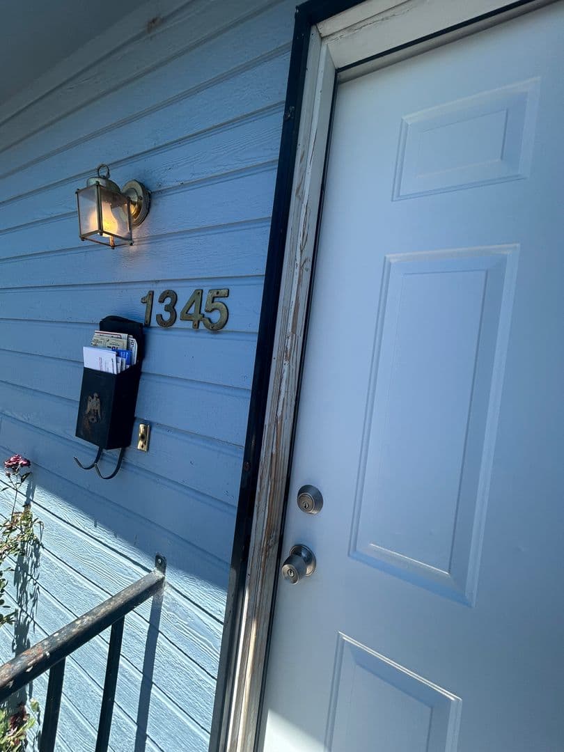 Klamath Falls House: 1345 Pleasant Ave