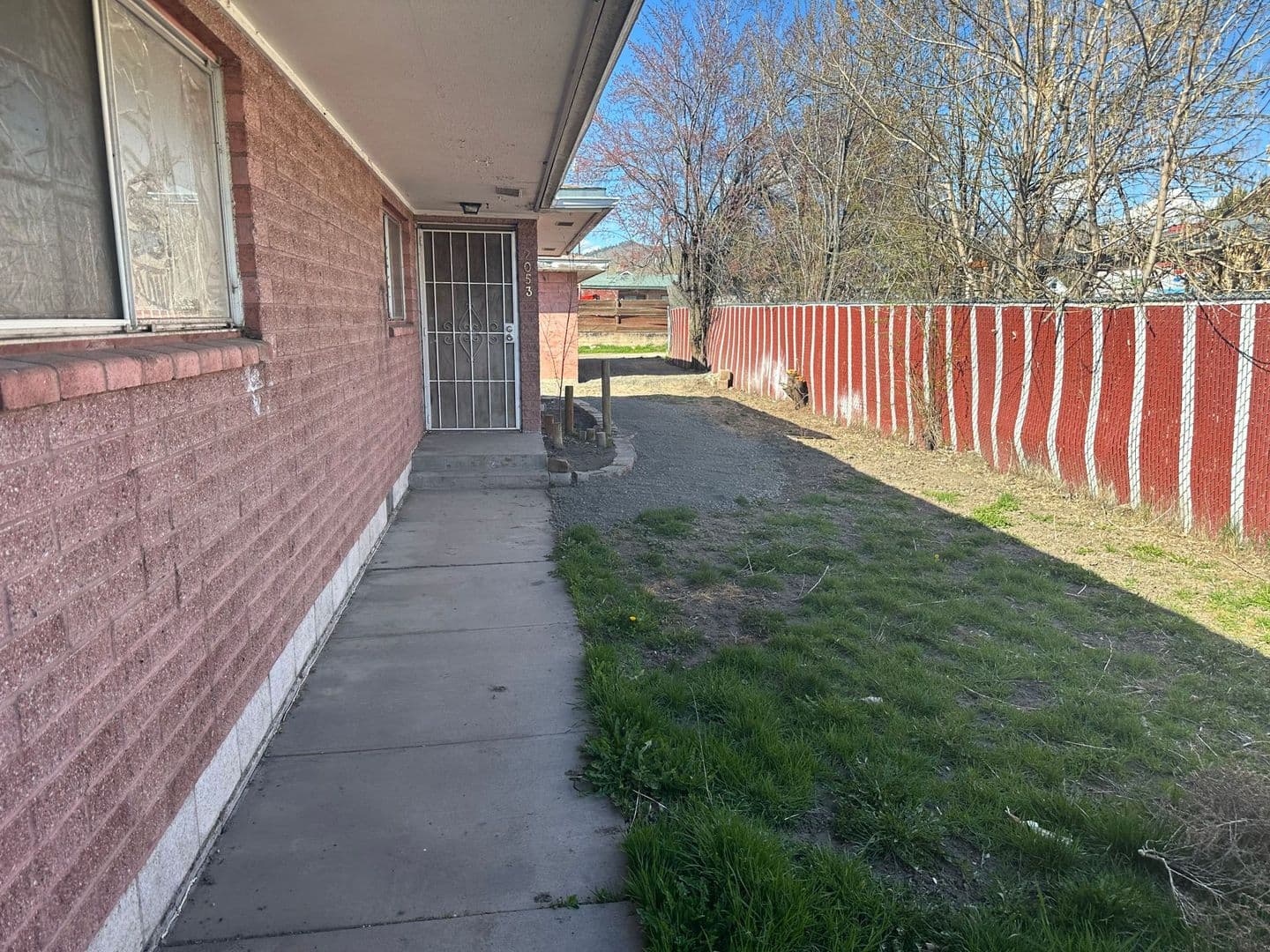 Klamath Falls House: 2053 Eberlein