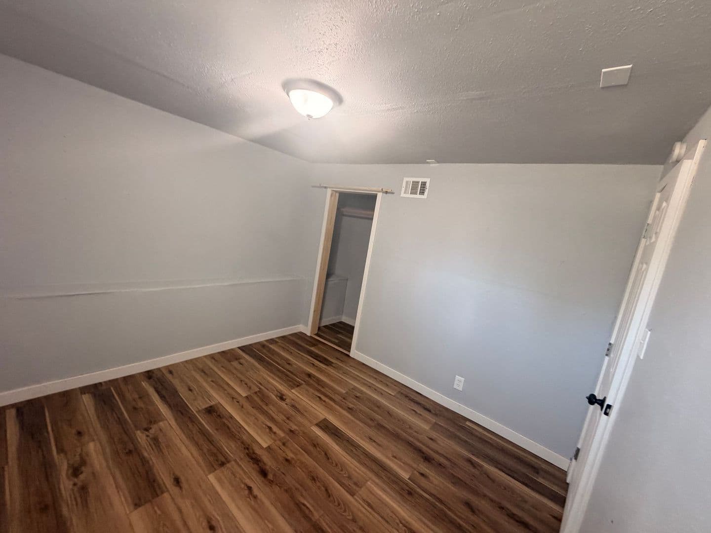 Klamath Falls House: 1335 Crescent Ave