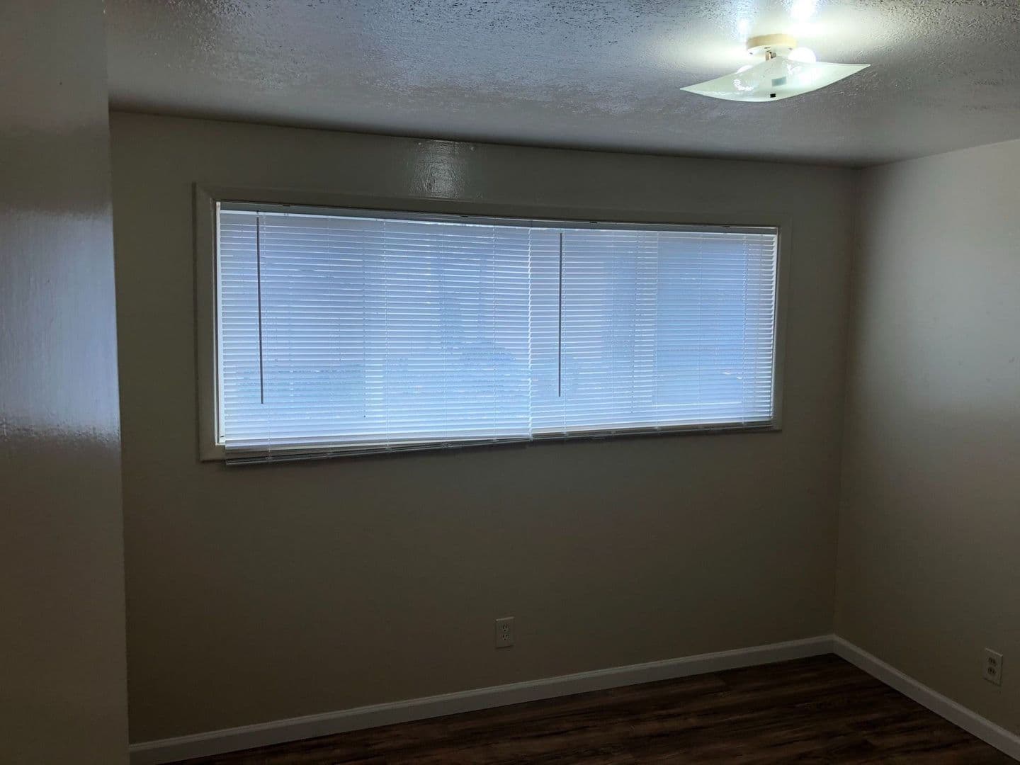 Klamath Falls Apartment: 5883 Onyx