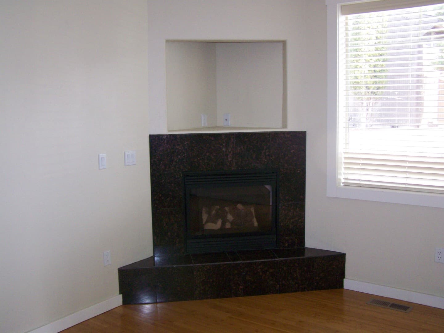Klamath Falls House: 812 W Oregon Ave