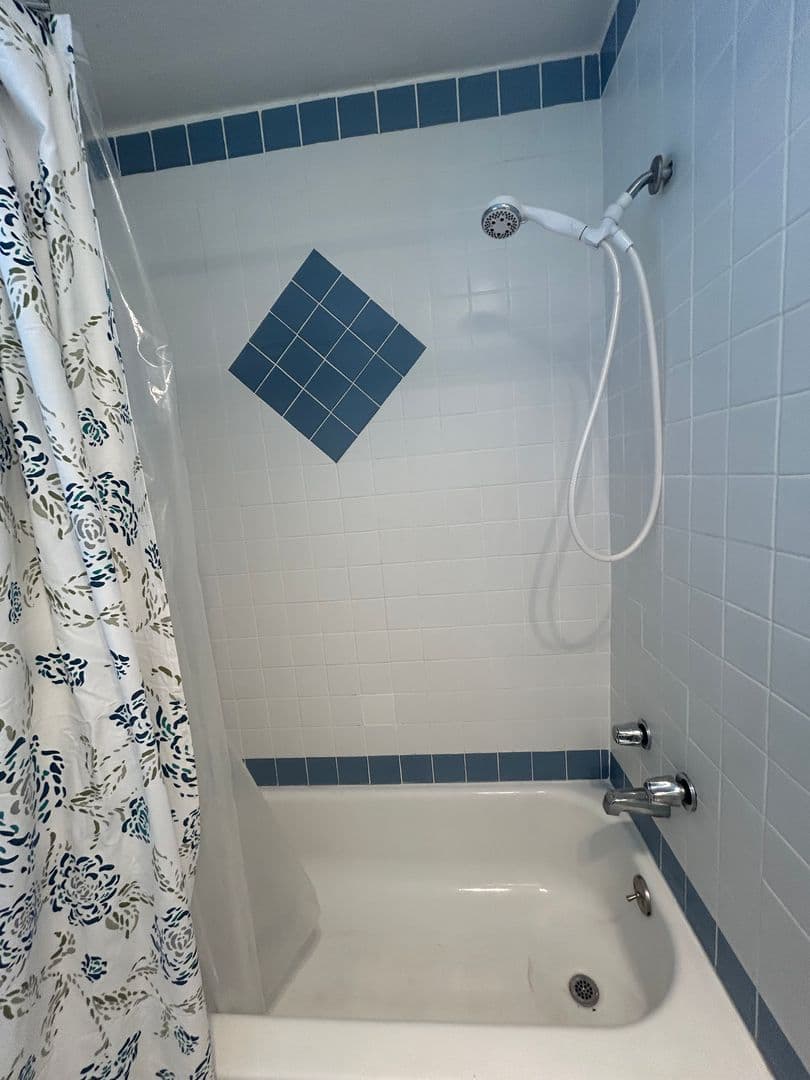 Klamath Falls House: 1345 Pleasant Ave