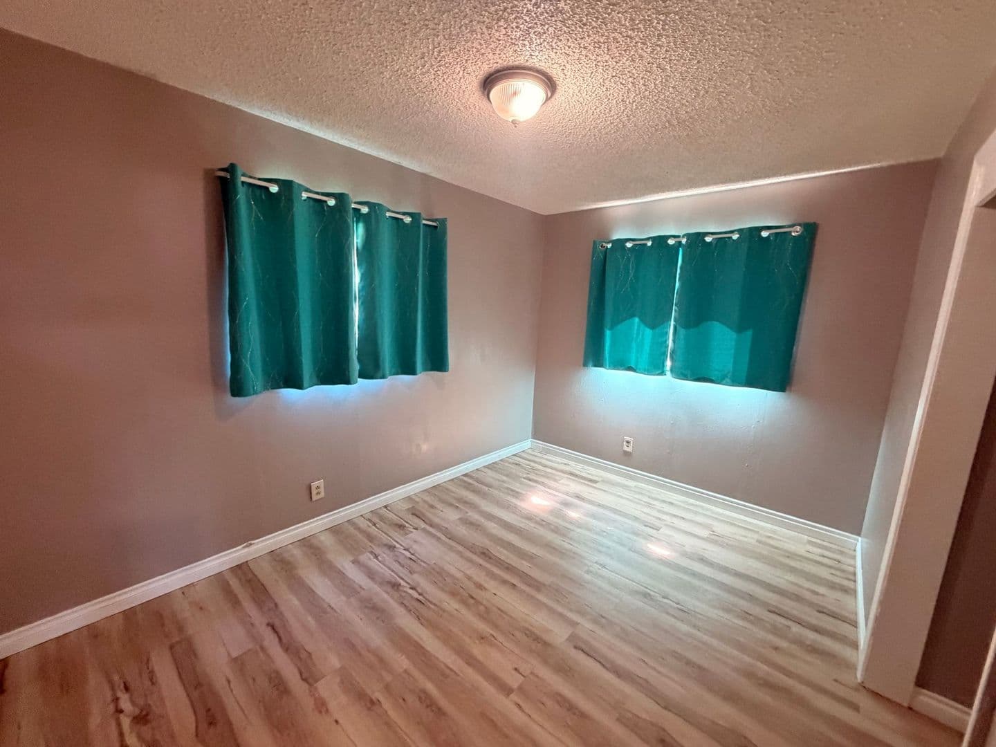 Klamath Falls House: 1843 Etna St