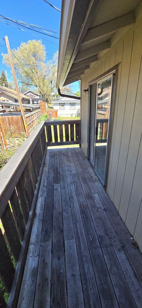 Klamath Falls House: 2139 Biehn St #17