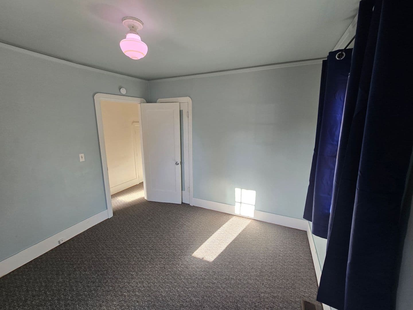 Klamath Falls House: 1822 Earle