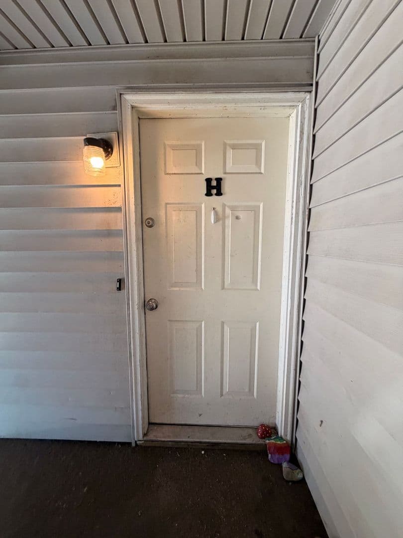 Klamath Falls House: 4180 Bristol Court # H