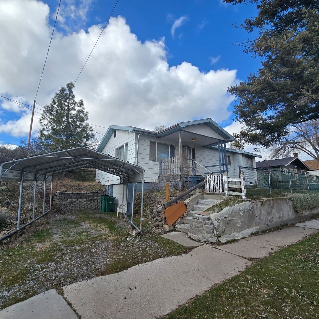 klamath falls House: 1000 California Ave