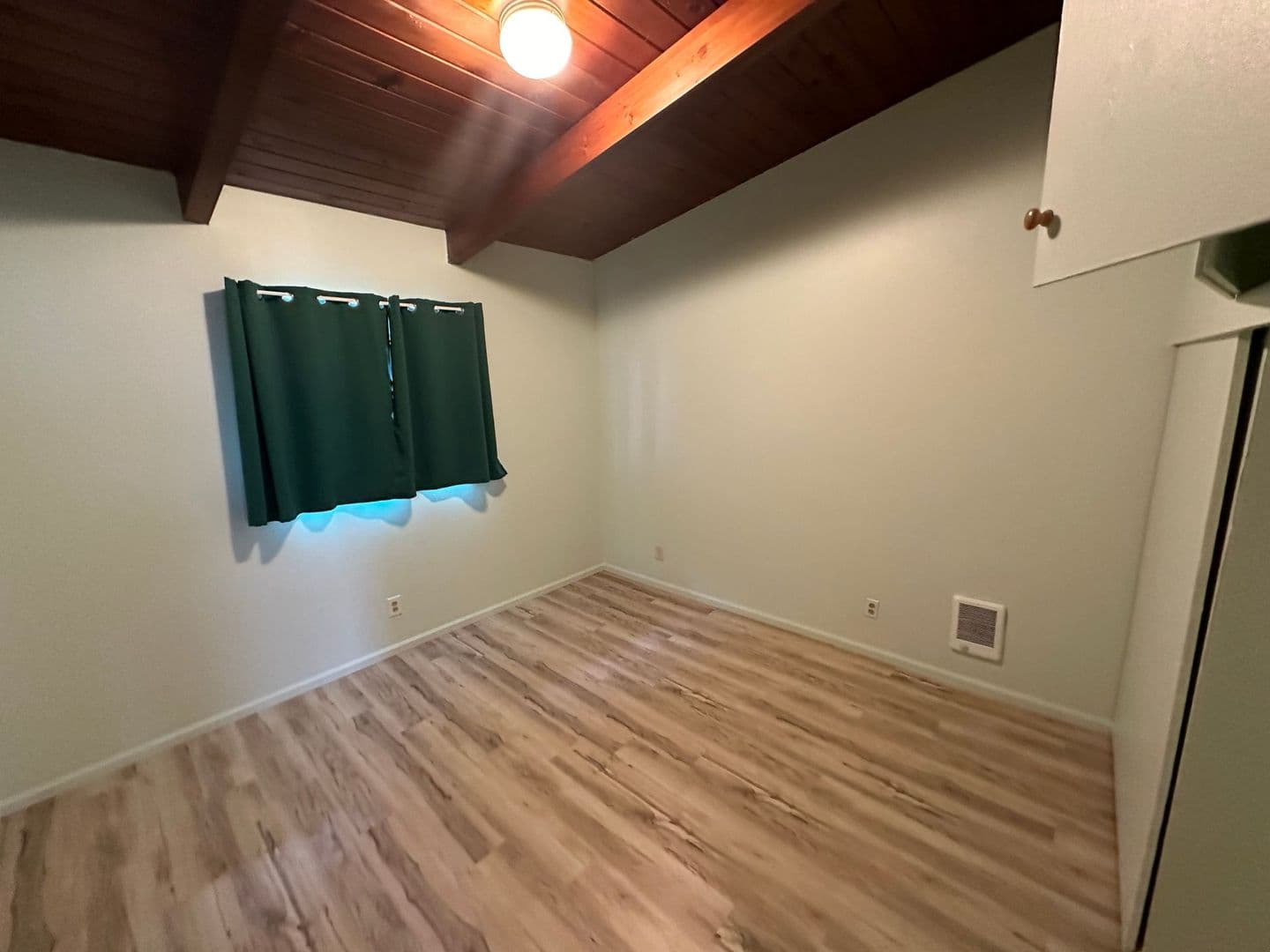 Klamath Falls House: 1229 Division