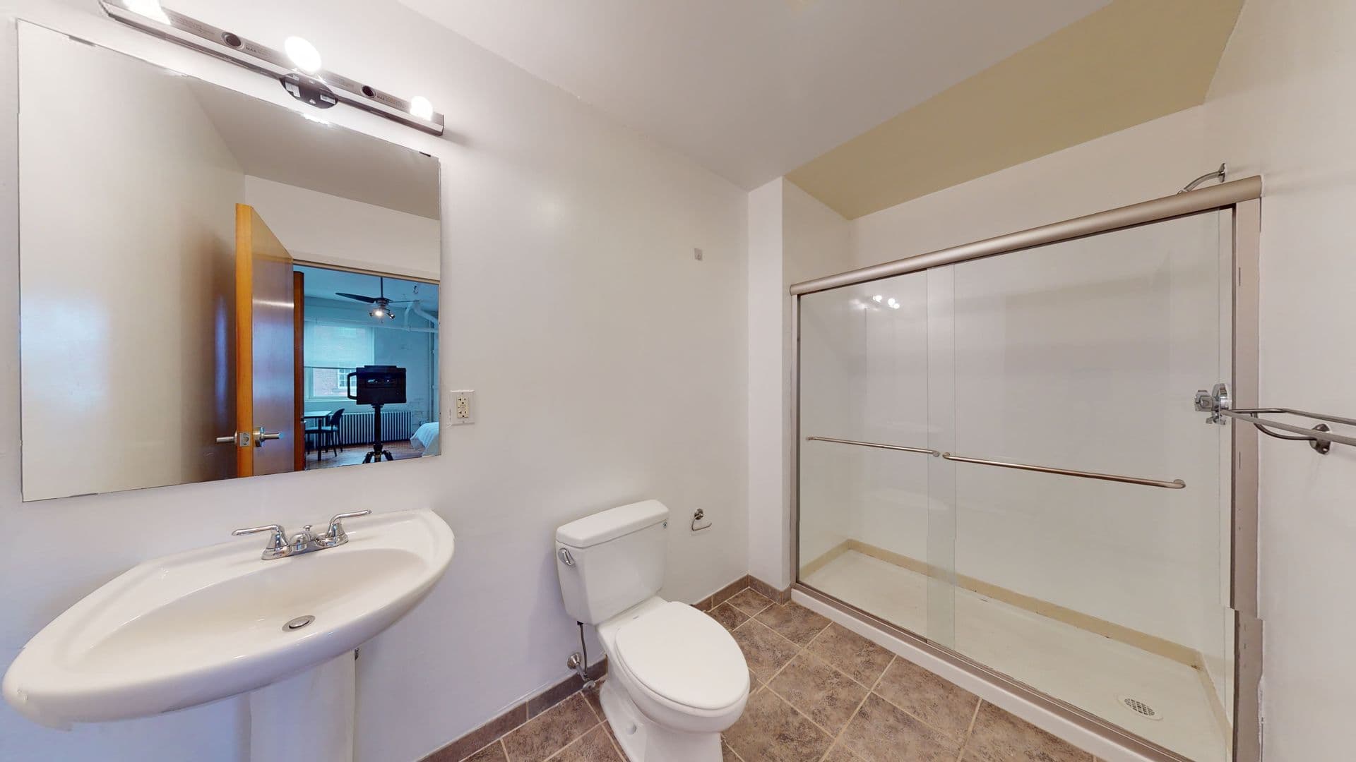 New Haven Apartment: 441 Chapel Street