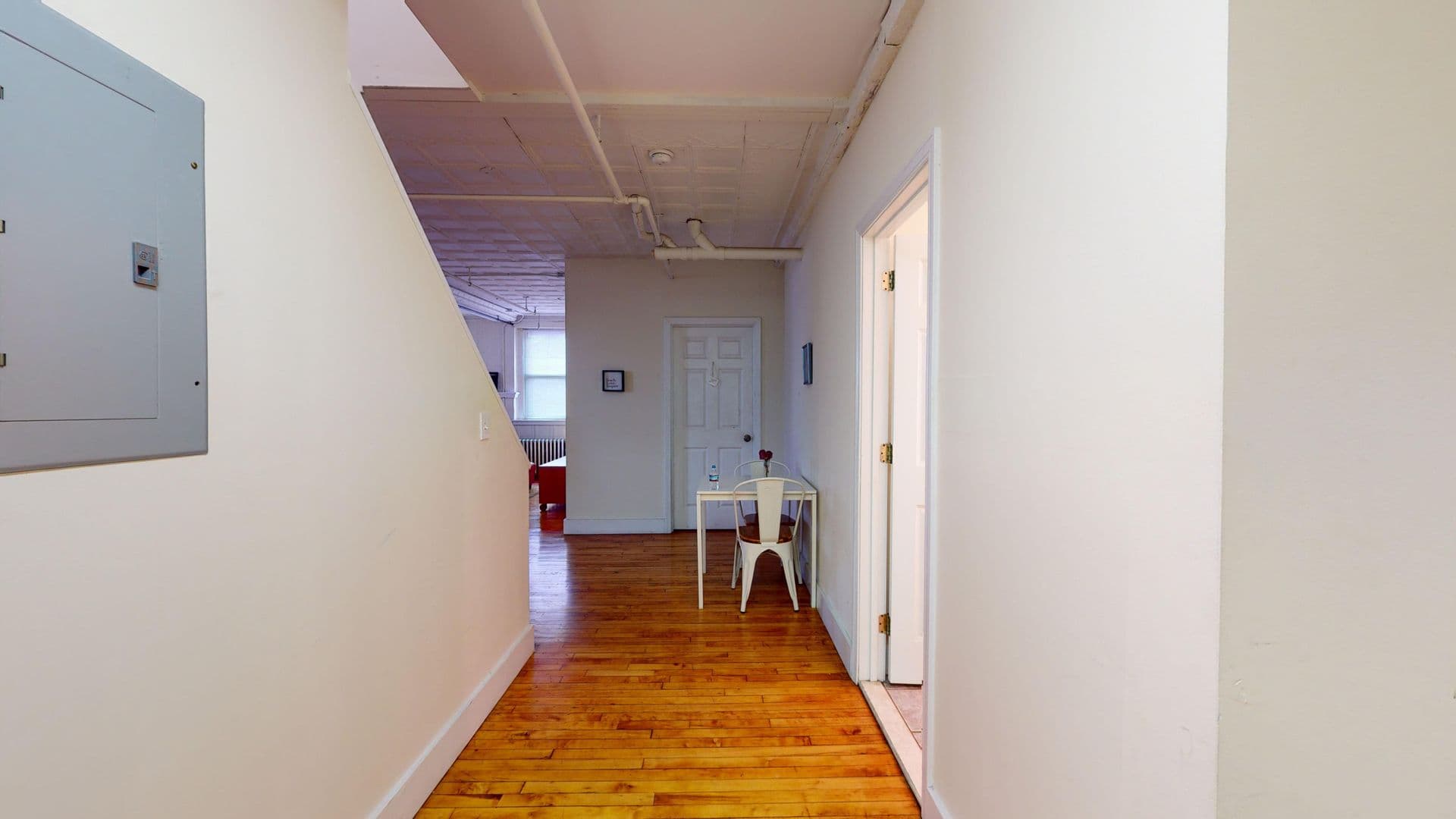 New Haven Apartment: 441 Chapel Street