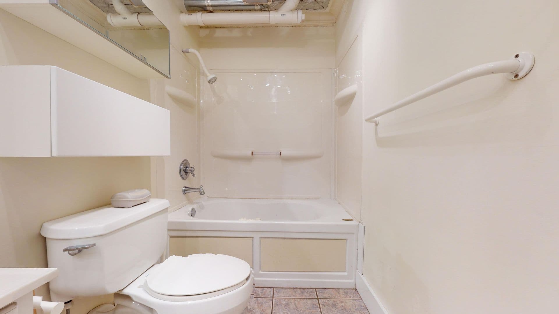 New Haven Apartment: 441 Chapel Street