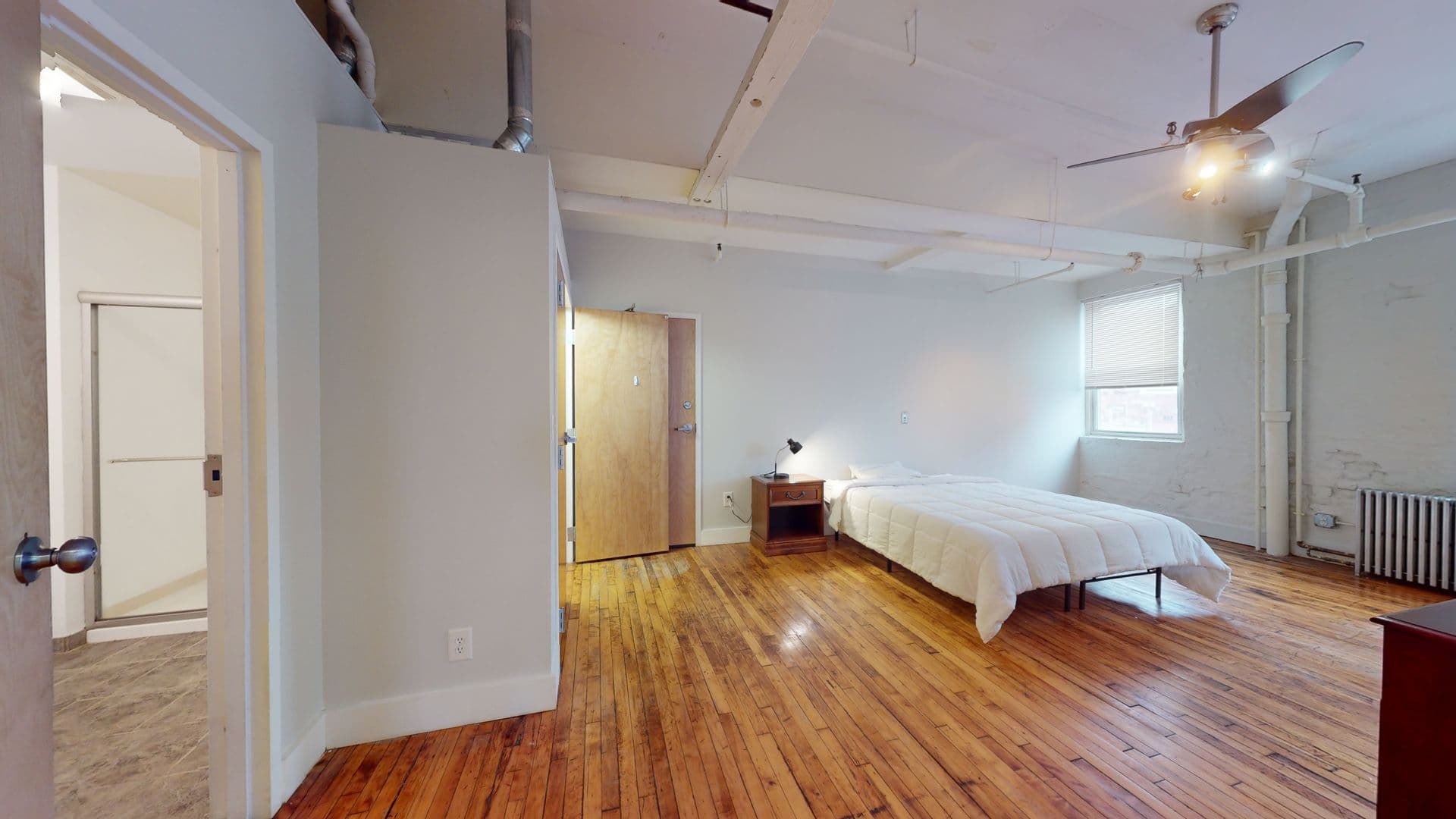 New Haven Apartment: 441 Chapel Street
