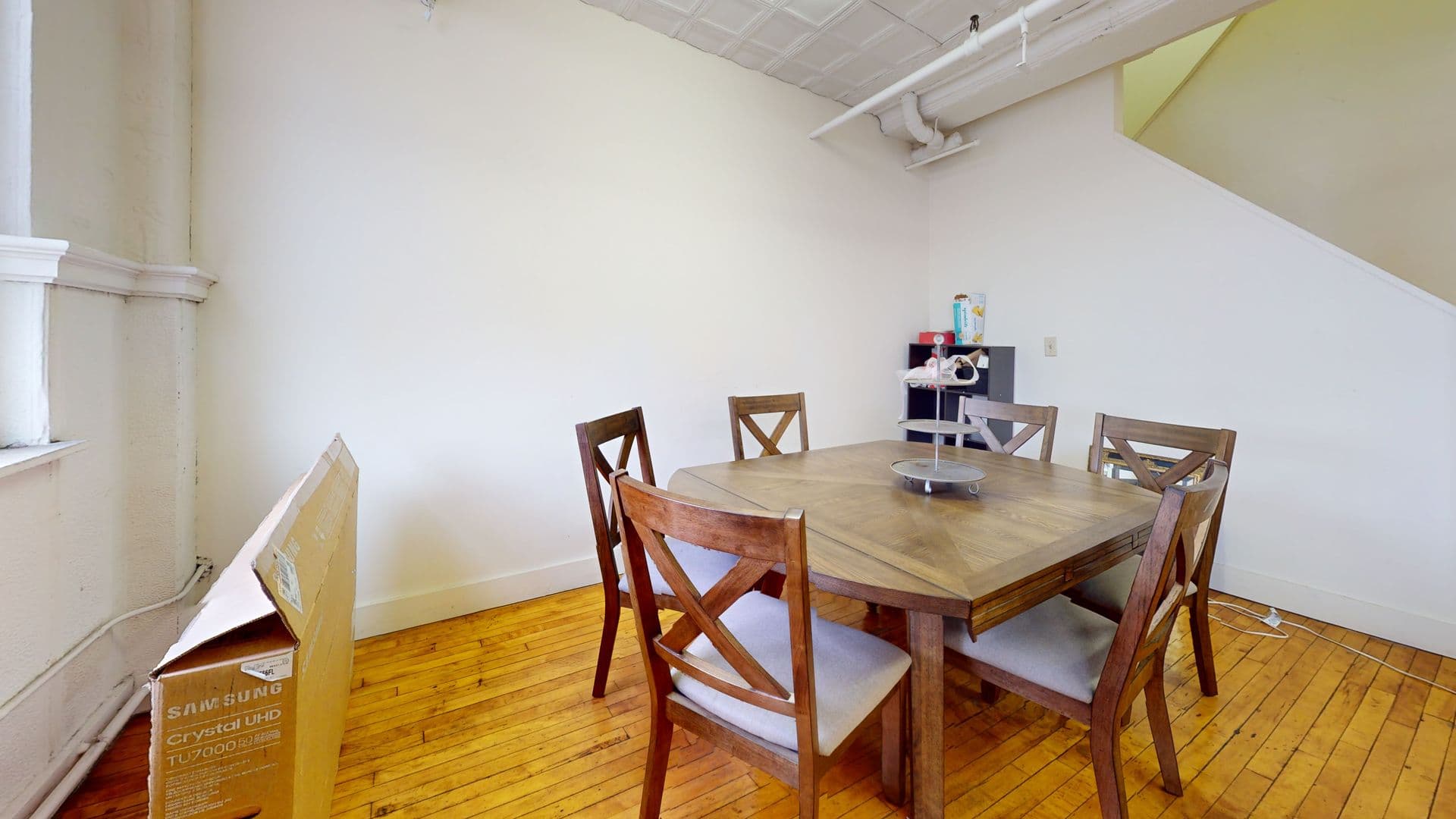New Haven Apartment: 441 Chapel Street