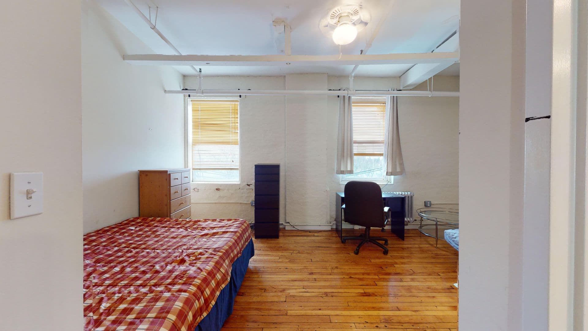 New Haven Apartment: 441 Chapel Street