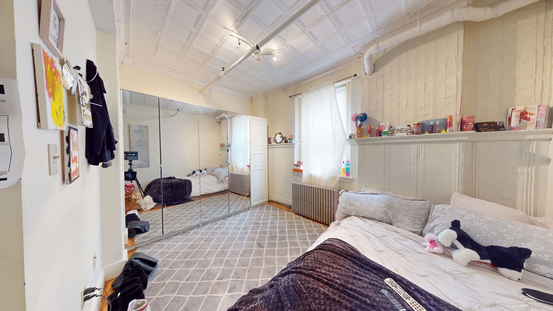 New Haven Apartment: 441 Chapel Street