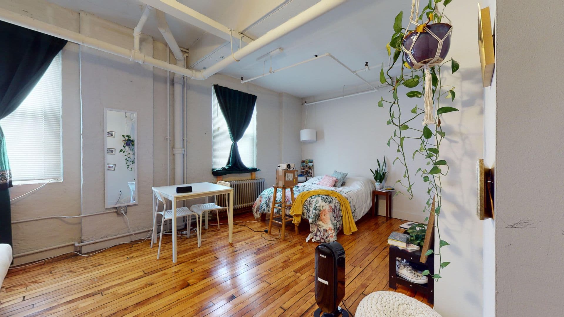 New Haven Apartment: 441 Chapel Street