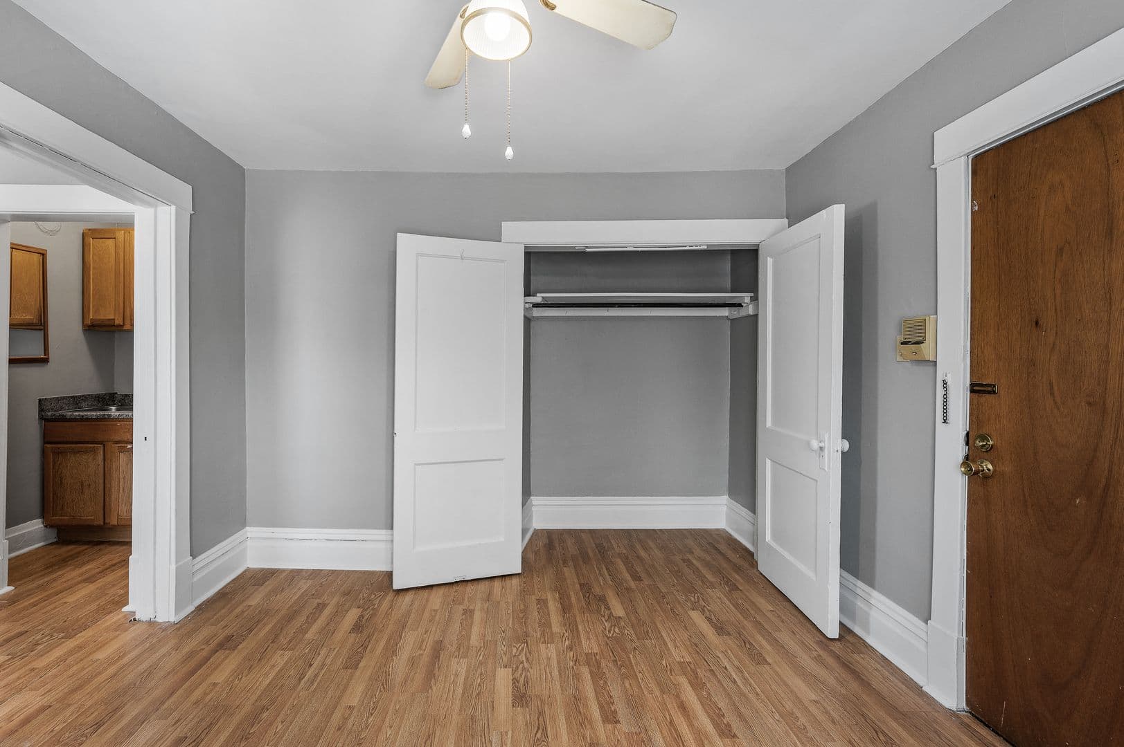 Mineapolis Apartment: 3111 E. 31st Street