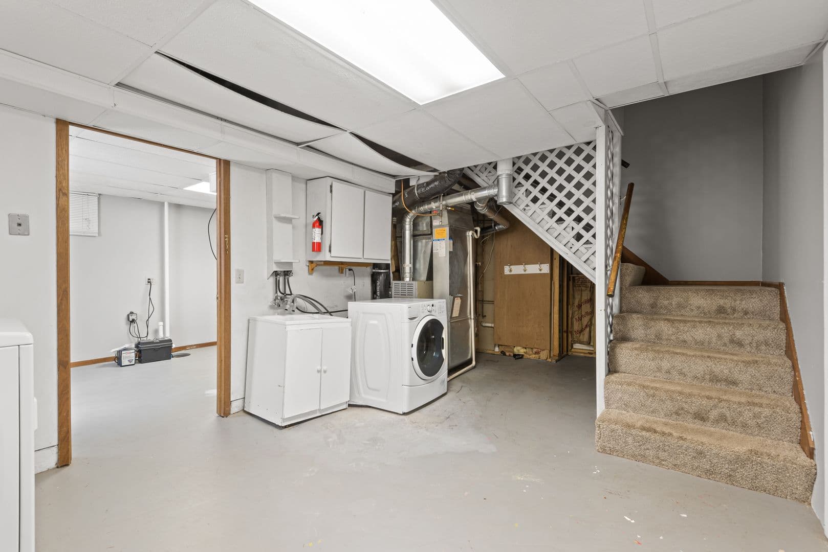 Saint Anthony Apartment: 2604 37th Ave NE