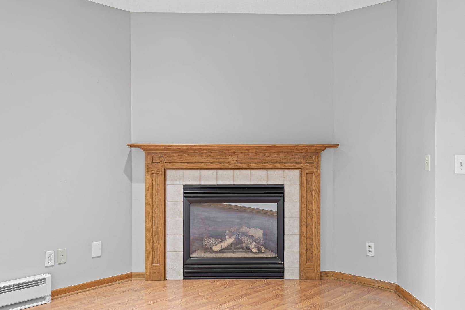 Saint Anthony Apartment: 2604 37th Ave NE