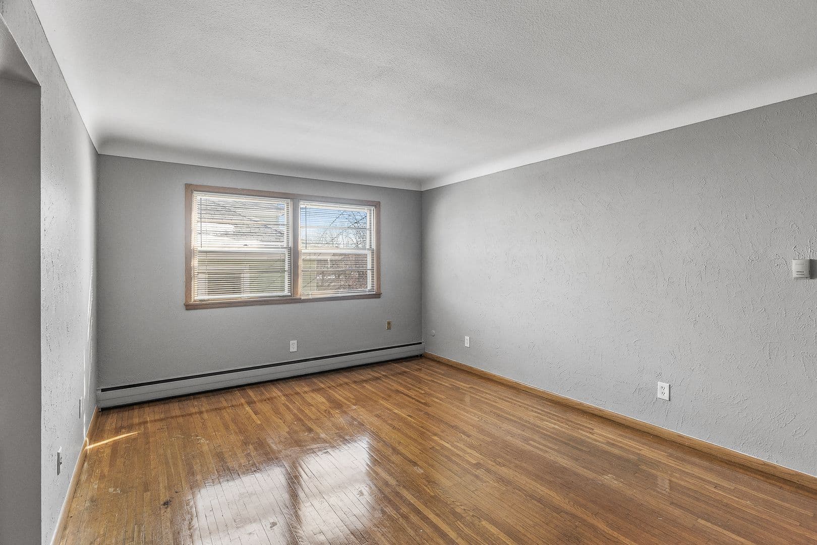 Saint Paul Apartment: 1009 Randolph Ave