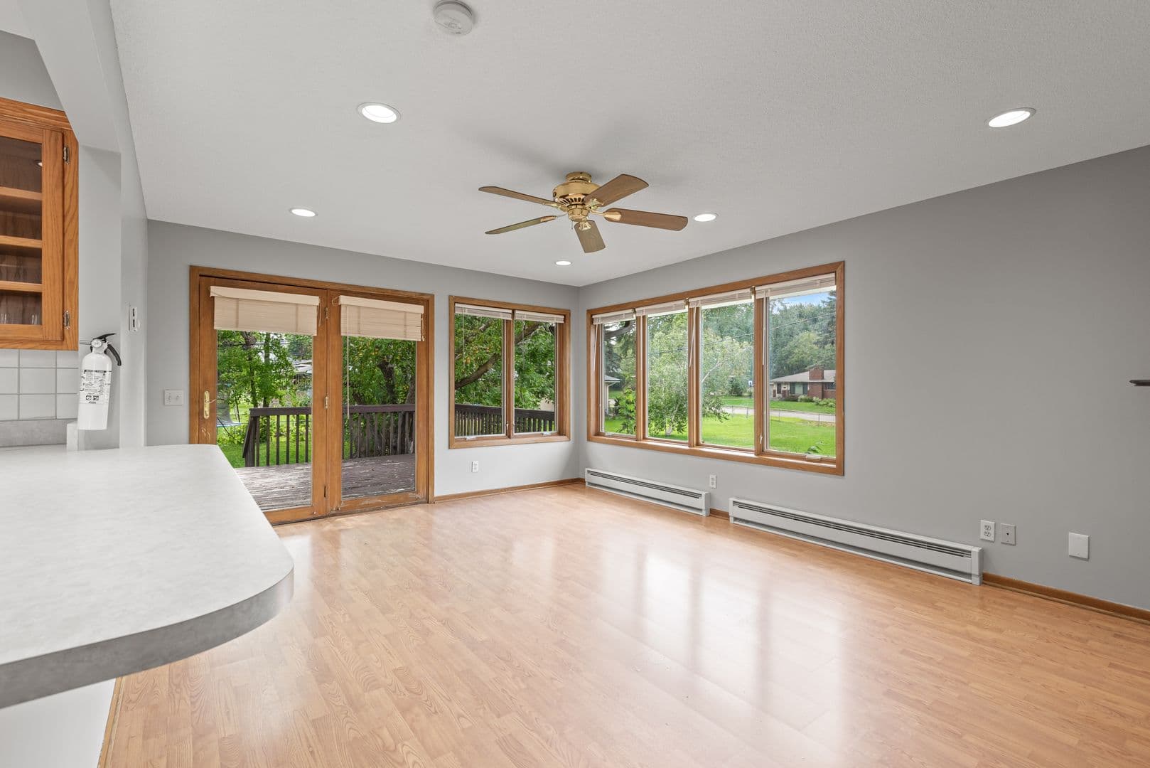 Saint Anthony Apartment: 2604 37th Ave NE
