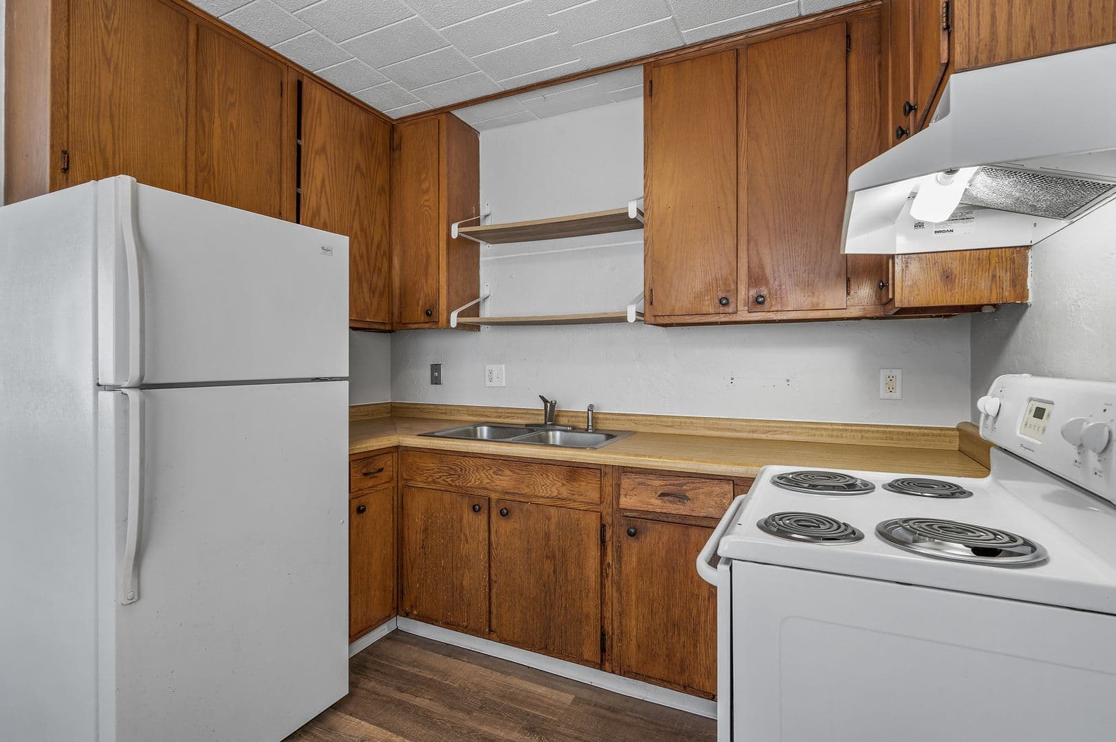 South St Paul Apartment: 1555 Willis Ave