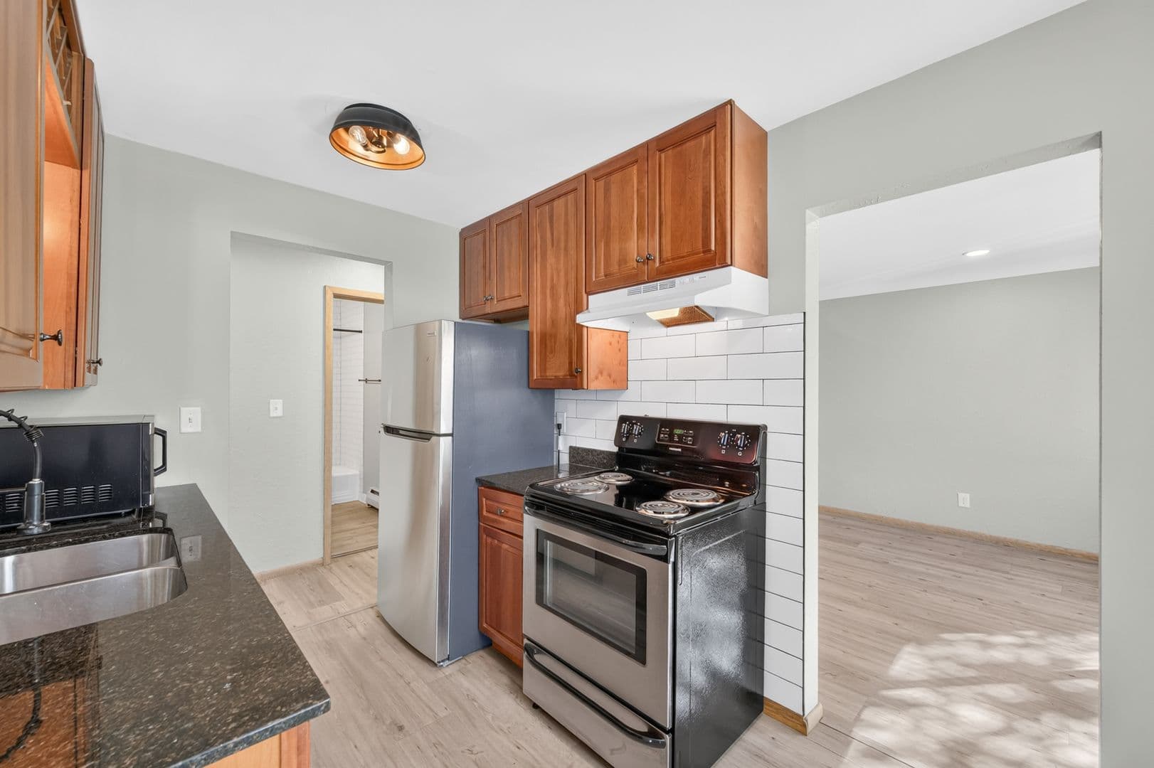 Roseville Apartment: 2610 Snelling Curve