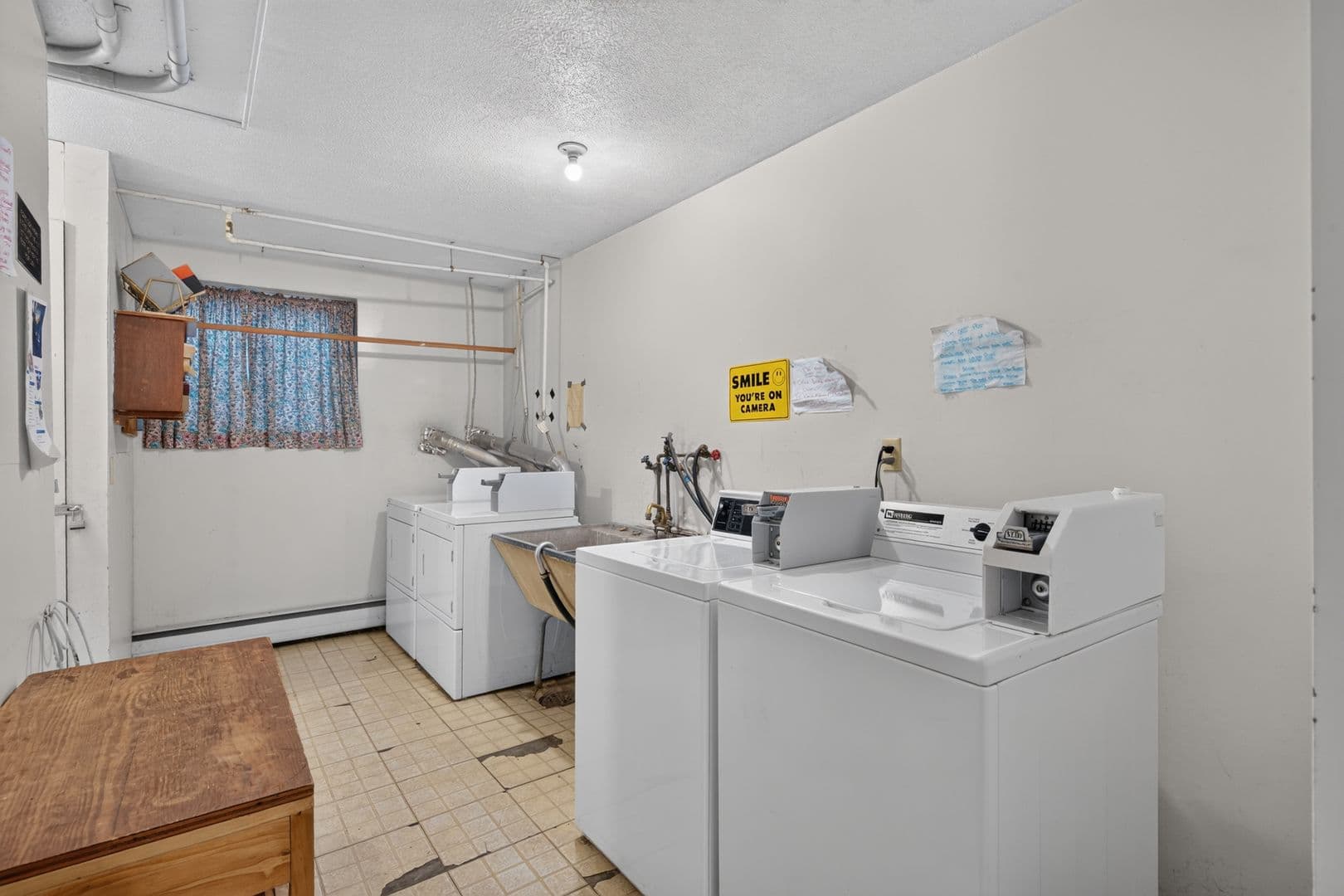 Columbia Heights Apartment: 970 43 1/2 Ave NE