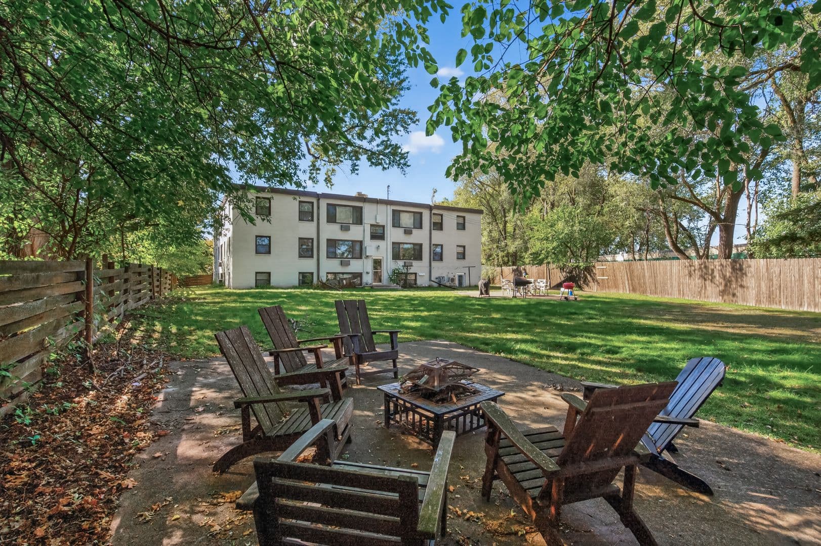 Roseville Apartment: 2610 Snelling Curve