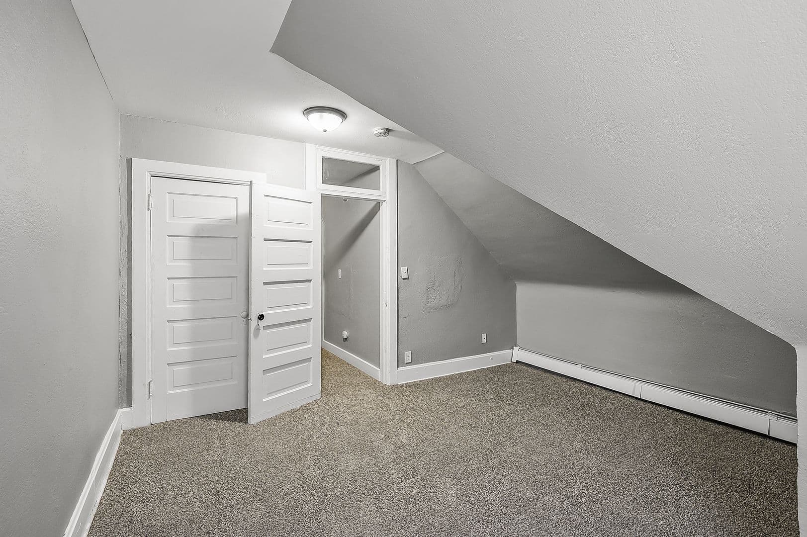 Saint Paul Apartment: 865/867 Hague Ave