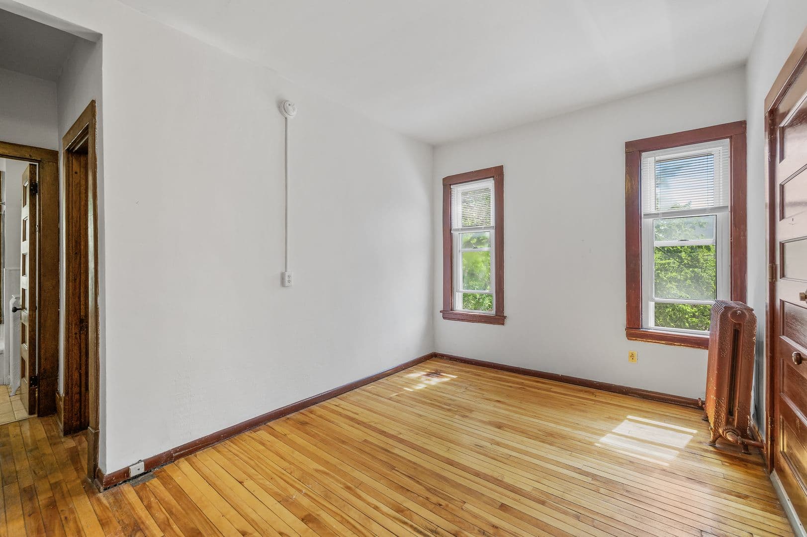 Minneapolis Apartment: 2735 Humboldt Ave S