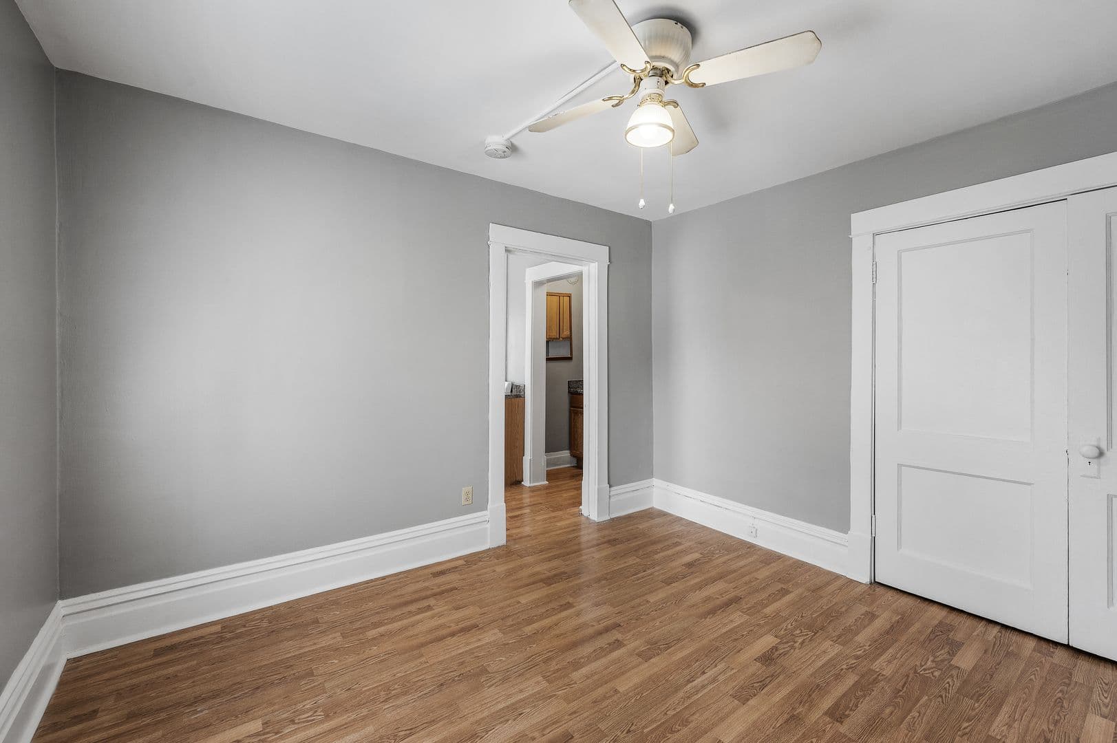 Mineapolis Apartment: 3111 E. 31st Street