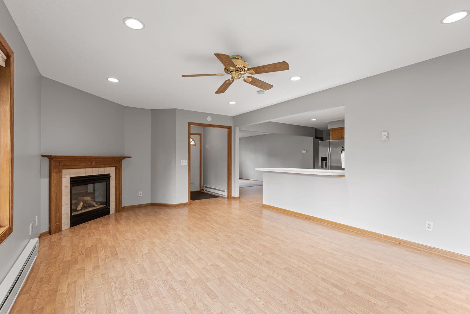 Saint Anthony Apartment: 2604 37th Ave NE