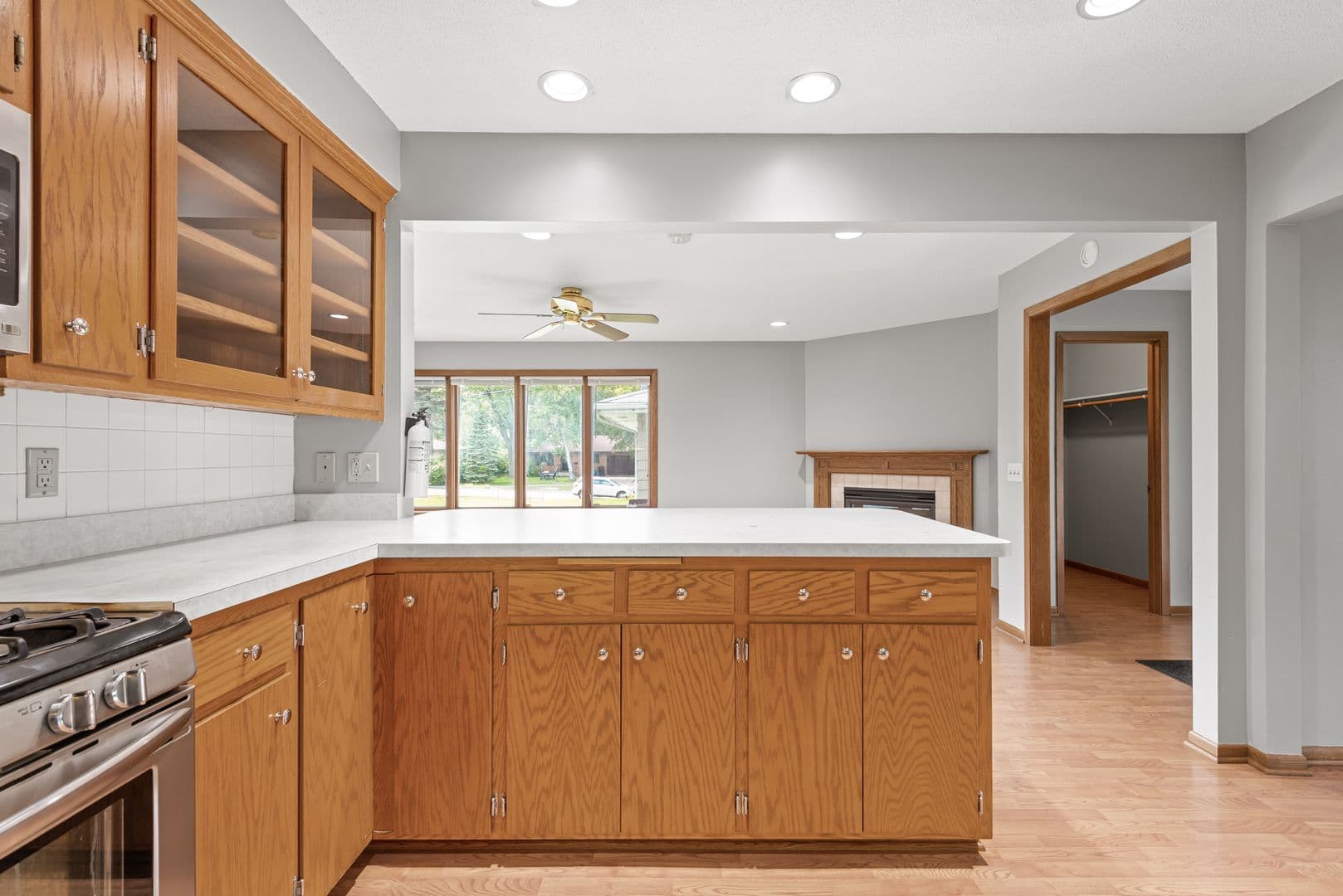 Saint Anthony Apartment: 2604/2606 37th Ave NE